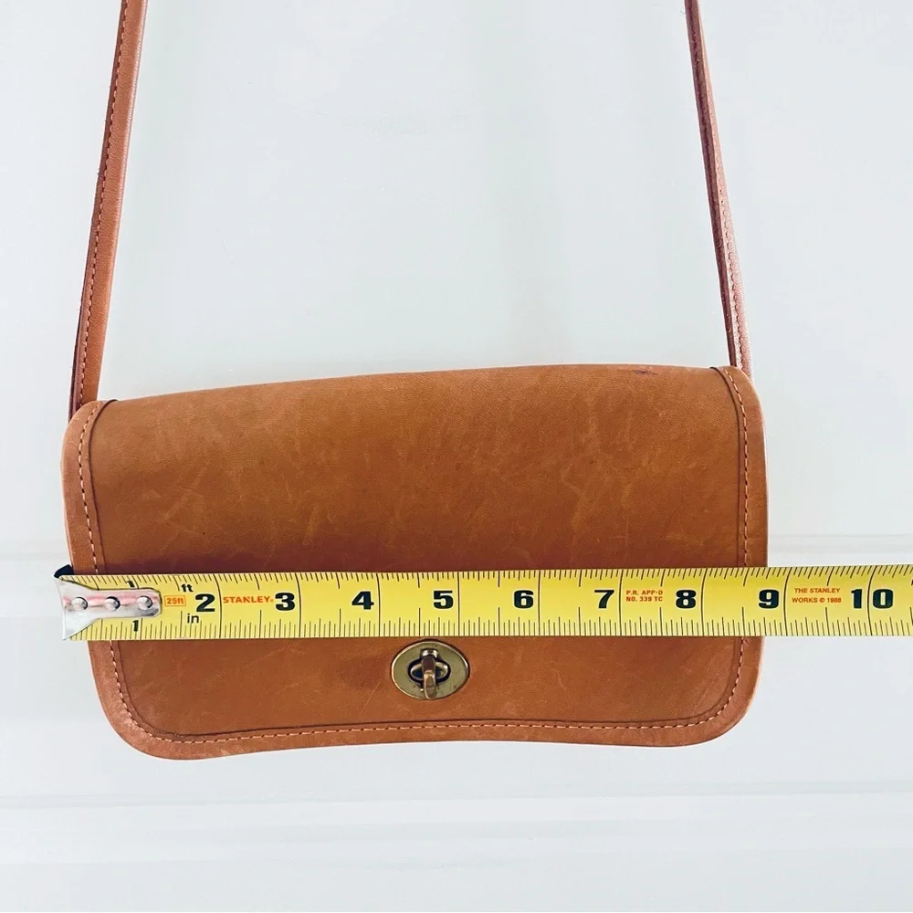 Coach Vintage Leather Tan Single Flap Crossbody Shoulder Cognac Bag - Picture 5 of 16